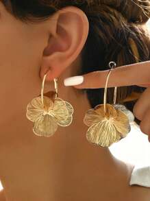 1 paire de boucles d'oreilles épaisses en or creuses à plusieurs couches - style rétro, convenant au port quotidien ou pour les fêtes, accessoire polyvalent, ambiance vintage, boucles d'oreilles uniques