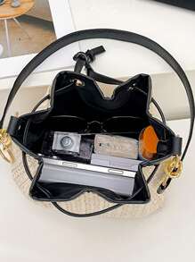 2025 Nouveau sac à bandoulière en paille de blé tressée noir et beige pour femmes, collection Printemps/Été. Sac seau avec chaîne métallique, idéal pour la plage, les festivals et les vacances. Cadeau de vacances pour femmes.