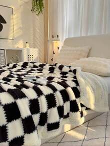 1 pieza de doble capa de piel sintética de panda a cuadros, guadaña de cordero, manta, adecuado para uso en todas las estaciones en dormitorio, sofá, oficina, cama - Cuadrícula en blanco y negro - Ver 7