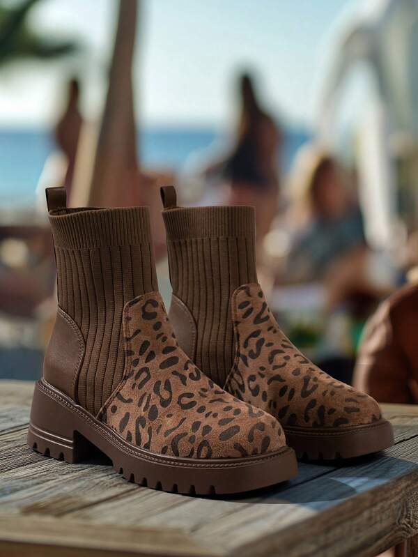 Fall/Winter 2025 Women's Thick Sole Knitted Leopard Print Round Toe Mid-Calf Boots, European And American Fashion Tube Boots