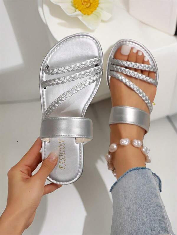 Women's Slip-On Woven Sandals, Cute Design, Comfortable Flat Beach Slides, Solid Color, Suitable For Summer Wear