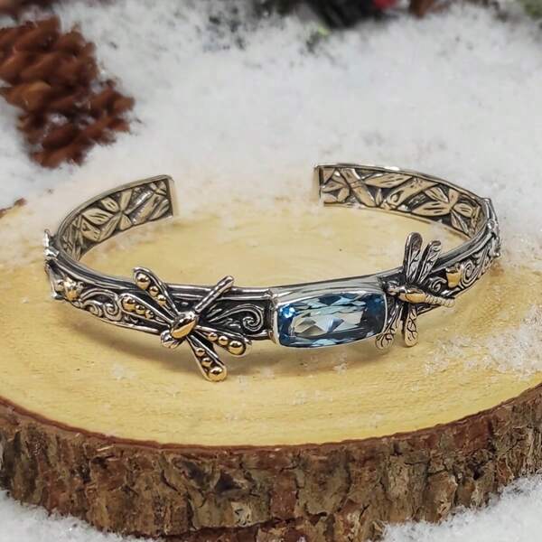 Vintage Double-Sided Dragonfly Pattern Bangle, Copper Inlaid, Synthetic Aquamarine Zirconia. Bamboo Pattern Dragonfly Bracelet Suitable For Daily Gatherings, An Exquisite Gift For Family And Friends.