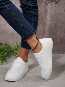 1双女式2025新款经典系带平底白色运动鞋，休闲学生鞋，滑板鞋 - 白色 - 查看 3