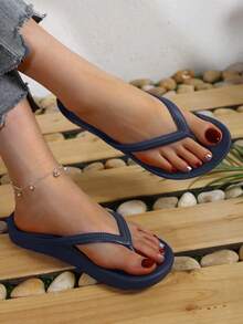 Spring To Summer Flip Flops With Arch Support, Non-Slip Flat, Waterproof EVA Material, Soft & Comfortable, Suitable For Couples, Beach, Pool, Vacation, Swimming, Outdoor Leisure, Bathing, Indoor Walking, Casual House Slippers - Navy Blue - View 4