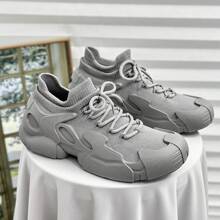 Men Skateboarding Shoes