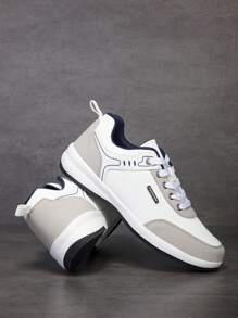 1 par de zapatos casuales de verano antideslizantes y transpirables para hombres, zapatillas marrones de alta calidad, zapatos casuales de negocios cómodos. [Nota: Pida un número de talla talla grande grande ya que son pequeños]