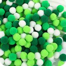 100 个 1 厘米毛绒绒球，彩虹涤纶工艺球，绒球非常适合 DIY 创意工艺装饰、工艺品、毛毡板、家居必需品、派对用品、复活节礼物、装饰品、挂饰和 DIY 项目、工艺配件、母亲节、婚礼季、毕业季、送给家人和朋友的礼物 - 彩色 - 查看 12