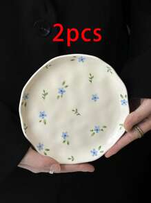 1 pieza Plato de cena de cerámica con estampado floral azul de estilo INS, bandeja de comida esmaltada asimétrica hecha a mano, vajilla del hogar, plato para bistec, pasta, ensalada, postre, fruta, regalo de fiesta para novio/novia