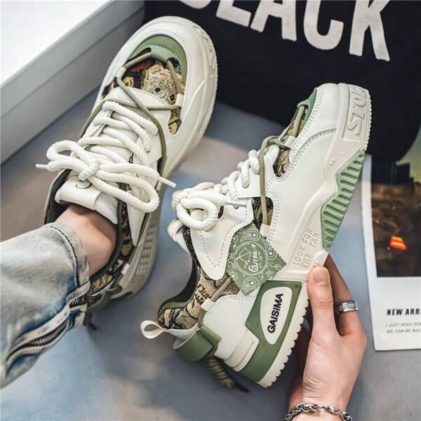 Zapatillas deportivas casuales de suela gruesa antideslizante con patrón de graffiti aleatorio, nuevas, transpirables y versátiles para hombre