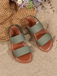 Ein Paar Kinder Olivgrüne Elastikband Sandalen, mit einem einfachen Design, geeignet für Sommerstrand, tägliche Lässig, Treffen mit Freunden, Ausflüge und andere Szenarien - Grün - Übersicht 1