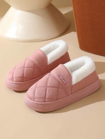 Novos chinelos de inverno com cobertura total e forro térmico sintético para mulheres e casais, botas de neve de pelúcia antiderrapantes e sola grossa para uso interno e externo, duráveis