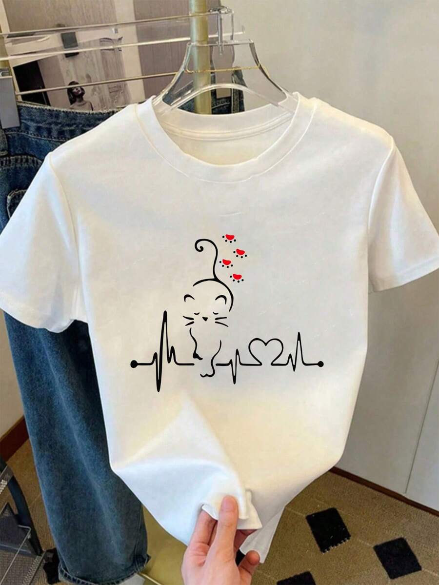 Mujer Camiseta de mujer México Envío Tela transpirable de alta calidad Manga suelta Estampado de  Lavado a máquina Fresco Deportes Cuello redondo Casual Manga corta Versátil Nueva Era  Lavable a máquina, top casual de cuello redondo de deportes de trabajo estudiantil, moda cómoda y moderna |vestidos de mujer verano almacen localCamiseta blanca de manga corta con gráfico de gato dibujado, corazones rojos y línea de electrocardiograma, estilo cute y casual, ideal para vestir diario, opción perfecta para amantes de los gatos - Blanco - Ver 1