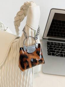 全新女式 PU 皮革铂金迷你吊坠包时尚百搭钥匙扣吊坠包迷你小袋吊坠链迷你手提包钥匙扣小袋吊坠背包装饰猎豹印花豹纹 - 棕色 - 查看 2