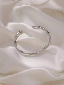 1 件时尚女士蜂巢手链，独特设计，带有魅力微镶嵌白色锆石，简约奢华手链，百搭臂袖珠宝，女士不锈钢手链