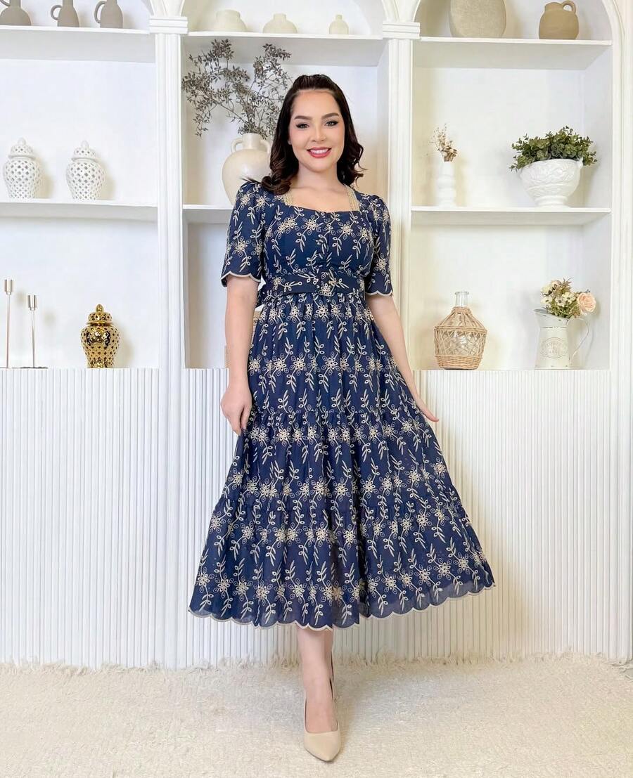 Elegant Midi Dress In 3D Laise Lined With Perfect Fit – Size M, G And GG - Marinblå - Visa 1
