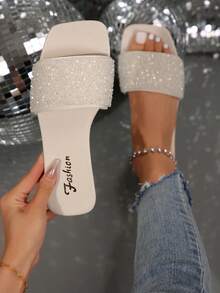 大码女式平底凉鞋，度假风格夏季休闲百搭水钻装饰一脚蹬凉鞋 - 米色 - 查看 4