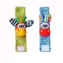 Set de sonajeros y calcetines para muñeca de bebé - Juguete para recién nacidos e infantes con personajes de animales suaves, sonajeros de mano y pie con dibujos animados lindos para bebés de 0 a 12 meses (lavable a máquina, regalo perfecto para baby shower) - Multicolor - Ver 9
