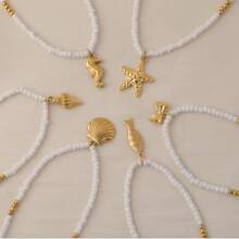 1pc 2025 Summer Beach Small Rice Pearl Necklace With Miniature 18K Gold Plated Stainless Steel Seahorse, Shell, And Starfish Pendant For Women, Casual And Resort Wear