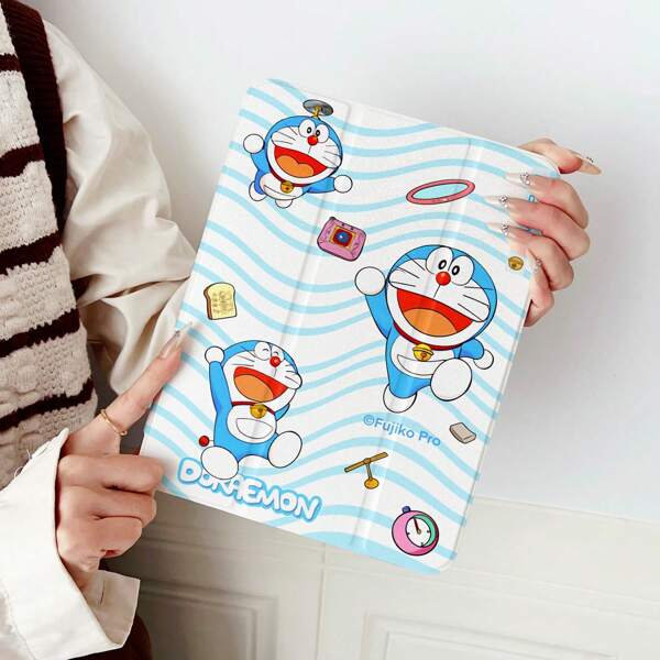 Doraemon Étui de protection officiel et autorisé Doraemon compatible avec iPad 10.9/10.2/Air 5e génération/Pro 11/10e génération/9,7 pouces, iPad Air 2/Air, iPad (7e génération), iPad (8e génération), iPad Air 4/5, iPad Pro 11 2022 - Pliable, léger, avec support, styles assortis