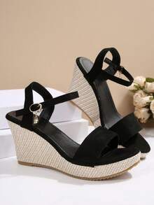 Giày sandal đế dày màu trơn nhẹ cho nữ, thiết kế xỏ ngón, giày sang trọng và thời trang, giày nữ thường ngày thoải mái mới thiết kế mùa hè 2025, thích hợp cho du lịch, đi chơi và những dịp trang trọng - màu đen - Xem 7