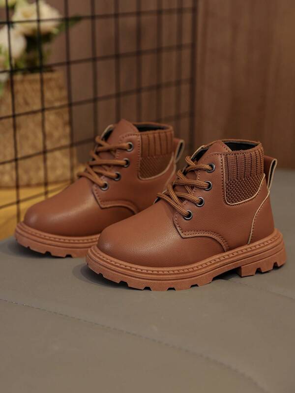 1 Paar Kleinkind/Kinder Elastische Stiefel, weich & bequem einfarbiges PU-Leder, elastischer Kragen, Schnürung vorne, runde Zehenkappe, warme dicke Sohle, erhöht, britischer Stil Kurzstiefel, geeignet für Jungen & Mädchen, Innen/Außen, Herbst/Winter Neu