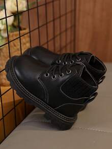 1 par de botas elásticas para niños, tela de PU de unicolor suave y cómoda, diseño de cuello elástico ajustado, cordones delanteros y punta redonda, suela gruesa y cálida que aumenta la altura, estilo británico de moda, botas de tobillo adecuadas para niños y niñas para uso diario casual en interiores y exteriores en otoño/invierno, nuevo - Negro - Ver 3