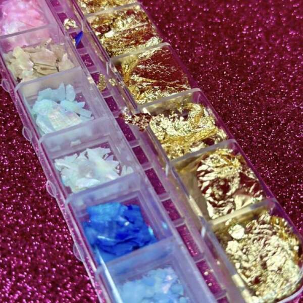 Kit Estojo Com 6 Madre Perola Furta Cor E 6 FOLHA OURO Para Decoração De Unhas