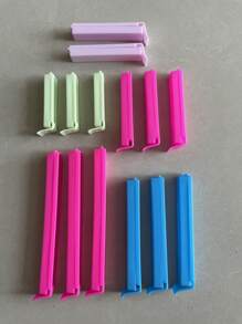 3/5/10/12/15/20 قطعة ألوان عشوائية مشابك إغلاق متعددة الأغراض، أدوات إغلاق صغيرة مناسبة للوجبات الخفيفة وأكياس الطعام، مشابك إغلاق محكمة للرطوبة، مشابك إغلاق متعددة الوظائف، مشابك إغلاق بلاستيكية، مشابك للشاي، مشابك حفظ الطعام محكمة الإغلاق للرطوبة. تستخدم لمنع الوجبات الخفيفة والطعام والشاي وحبوب القهوة ومسحوق الحليب وما إلى ذلك من الرطوبة والعفن والتلف. مشابك إغلاق بلاستيكية لأكياس الطعام والوجبات الخفيفة، مشابك إغلاق بلاستيكية للطعام، مشابك لتخزين الأكياس في المطبخ، آلة إغلاق