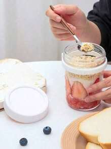 2 pièces/set Tasse en verre pour avoine overnight avec couvercle et cuillère, pot Mason scellé pour petit-déjeuner, salade, yaourt, tasse à salade, tasse portable pour pique-nique en plein air. Nouvelle tasse à eau en verre avec cuillère et couvercle, tasse à avoine overnight pot Mason tasse en verre portable avec couvercle et cuillère. Contenants pour avoine overnight avec couvercles : pots Mason. Avec couvercles et cuillères, petits pots Mason pour lait, céréales, fruits, salade, yaourt.