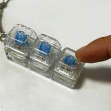 1个减压键盘键帽挂件 - 多色可选，带扣环，适用于机械键盘 - 完美的 情人节礼物和时尚配饰