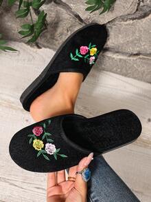Fashionable New Embroidered Slip-On Slippers, Suitable For Indoor And Outdoor Wear - Black - View 2