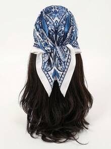 1条佩斯利花纹波西米亚风头巾，可作沙滩时尚围脖或连衣裙使用