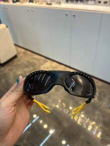 Plant Unisex Sunglasses Come With Removable Nose Piece - 黃色 - 查看 2