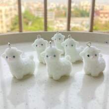 5 件植绒树脂可爱小绵羊动物吊坠 DIY 毛绒风格饰品配件，适用于耳环项链钥匙扣和包包装饰，触感柔软的卡通小羊迷你雕像，适用于珠宝制作工艺品和可爱礼物 - 彩色 - 查看 15