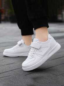 1 Pair Teenagers' Low-Top Outdoor Sports Shoes, Leather Upper, Lightweight, EVA Sole, Fashion Hook And Loop Versatile, Adjustable Closure For Easy On/Off, Suitable For Daily Wear - White - View 1