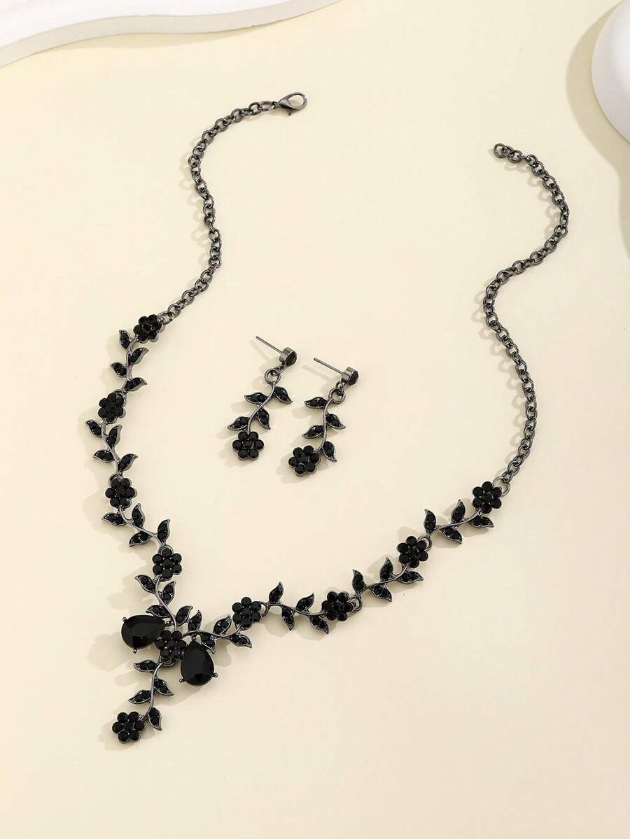 Bộ 3 bông tai cộng với dây chuyền trang sức tinh xảo Thiết kế hoa khảm đá Rhinestone màu đen Biểu tượng của tình yêu bí ẩn Phù hợp với trang phục hàng ngày Ngày lễ tình nhân - màu đen - Xem 1
