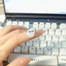 64 件长指甲打字小工具,美甲打字贴纸,有两种款式可供选择,一种是透明硅胶键帽 3D 贴纸,不影响键盘字母的可见度,清晰舒适地保护长指甲,另一种是清晰耐磨的字母,磨砂防滑,2 个额外的 DIY 空白键,可重复使用的 3D 贴纸,适用于笔记本电脑笔记本电脑台式机的打字和游戏,办公室必备 - 彩色 - 查看 3