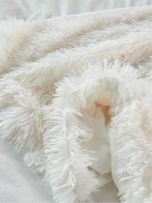 1 szt. supermiękkiego i puszystego koca, kolor biały, idealny do drzemek na kanapie, sypialni, biura, na kemping, do wystroju domu, idealny prezent na Walentynki - Kremowa biel - Zobacz 9