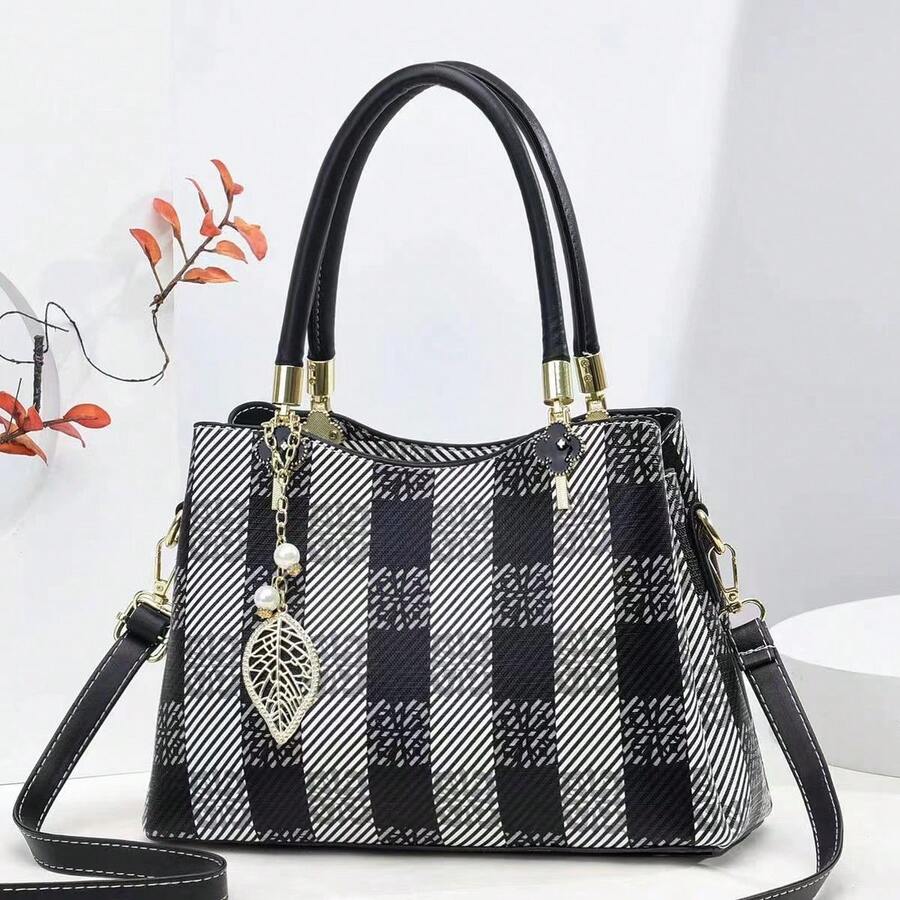 Women Shoulder Bags - 粉色 - 查看 1