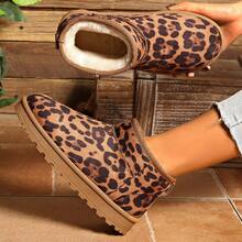 Damskie, pluszowe, ciepłe śniegowce z nadrukiem w panterkę, modne, miękkie, ocieplane, zimowe krótkie buty, antypoślizgowe, wygodne, śniegowce na zimę i na miasto - Wielbłąd - Zobacz 4