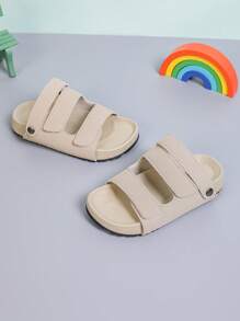 1 双儿童露趾夏季防滑凉鞋，适合男孩和女孩的舒适平底凉鞋