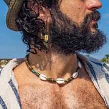 1 件男士复古做旧绿松石贝壳和宝石串珠项链，天然椰子冲浪者项链颈链礼物 - 彩色 - 查看 2