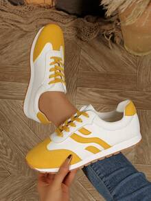 Tênis Femininos para Skate, Novos Tênis Casuais 2025, Sapatos Versáteis de Cadarço Plano e Moda, Plus Size 35-43