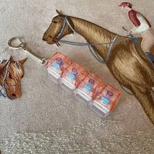 1pc Stress-Relief Fidget Keychain - Mini Keyboard Design, ABS Resin, Perfect Gift For Adults - Multicolor - View 5