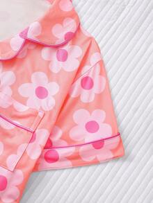 Two-Piece Women's Elegant Polyester Pink Pajama Set, Floral Print, Knit Fabric, All-Season Comfort, Short-Sleeved Button-Down Top, Collar And Matching Shorts, Pocket Details, Perfect For Adults Pajama Set - 粉色 - 查看 4