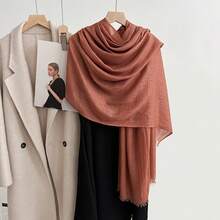 1 件女士时尚简约条纹渐变褶皱流苏涤纶围巾，休闲百搭头巾防风防晒披肩 - 彩色 - 查看 9