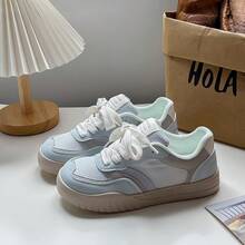 Women Skateboarding Shoes