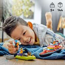 LEGO 城市消防救援船积木套装 - 可漂浮的船玩具，适合男孩和女孩，5 岁以上 - 学龄前儿童角色扮演玩具 - 生日礼物 - 60373