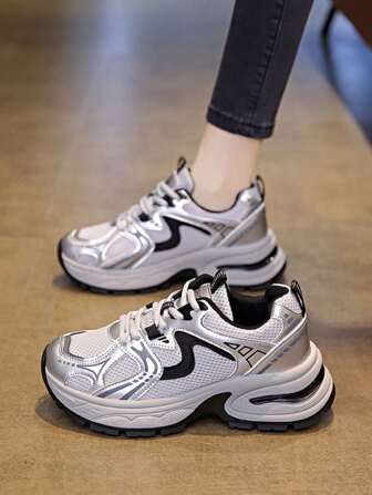 2025 Spring New Ins Korean Version Thick Sole Breathable Student Sports Shoes, Casual Street Snap Mesh Lace-Up Thick Sole Four Seasons Versatile Line Jogging Shoes, Daily Commute White Black Color