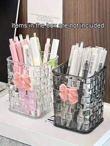 1/2 szt. Uroczy uchwyt na długopisy w kształcie kokardy - organizer na biurko na pędzle do makijażu i artykuły biurowe, eleganckie przechowywanie pędzli do makijażu, idealne do kreatywnych projektów dekoracyjnych dla dziewcząt, studentek i dziewcząt, na wakacje, plażę, kolekcję łazienkową, kolekcję sypialni, dużą torbę, wystrój pokoju, torby, kosmetyczki, toaletkę, podróż, kosmetyczkę, niezbędne rzeczy w podróży, organizer, przechowywanie, niezbędne rzeczy w podróży, organizer do makijażu, kosmetyczki, organizer do makijażu, organizer, kosmetyczka, organizer na biurko, kosmetyczka, kosmetyczka, organizer do makijażu, akcesoria toaletowe, kosmetyczka, kosmetyczki, pudełko na biżuterię, saszetka, uchwyt na pędzle do makijażu, uchwyt na pędzle, organizer na perfumy, saszetka